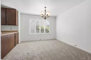 2202 Woodside Ln, Sacramento, CA 95825 - Photo 4