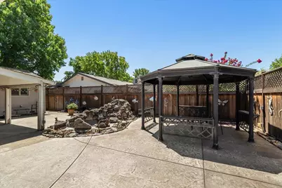 1013 Landee Way, Modesto, CA 95355 - Photo 50