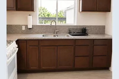 11506 Yosemite Boulevard, Waterford, CA 95386 - Photo 6