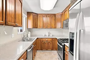 8491 Wade Ct, Orangevale, CA 95662 - Photo 6