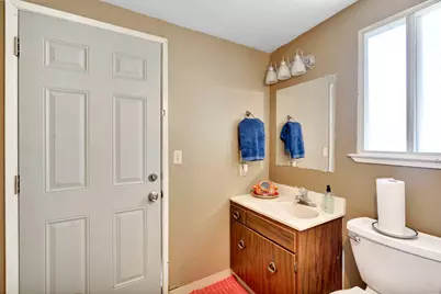 404 Fall Avenue, Madera, CA 93637 - Photo 24