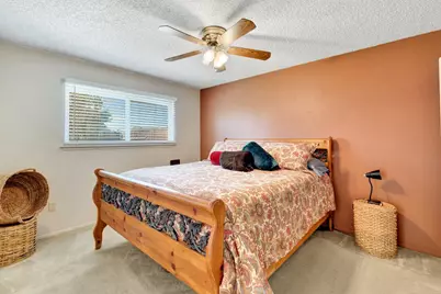 404 Fall Avenue, Madera, CA 93637 - Photo 32