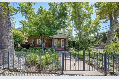 2400 Marshall Way, Sacramento, CA 95818 - Photo 6