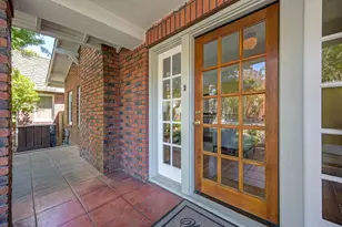 2400 Marshall Way, Sacramento, CA 95818 - Photo 8