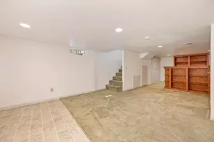2400 Marshall Way, Sacramento, CA 95818 - Photo 50