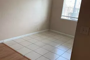 136 S 6th Ave, Oakdale, CA 95361 - Photo 6