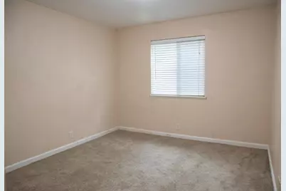 136 S 6th Ave #102, Oakdale, CA 95361 - Photo 16