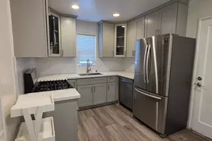 2824 Berkshire Way, Sacramento, CA 95864 - Photo 12