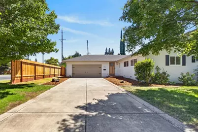 1056 Entrada Road, Sacramento, CA 95864 - Photo 2