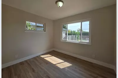 10237 Coloma Road, Rancho Cordova, CA 95670 - Photo 14