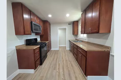 10237 Coloma Road, Rancho Cordova, CA 95670 - Photo 2