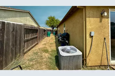 3718 Hendrix Drive, Stockton, CA 95212 - Photo 40