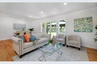 6942 S Land Park Drive, Sacramento, CA 95831 - Photo 4
