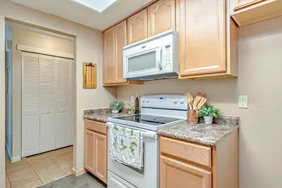 4132 Cowell Boulevard, Davis, CA 95618 - Photo 12