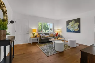 2040 Robert Way, Sacramento, CA 95825 - Photo 6