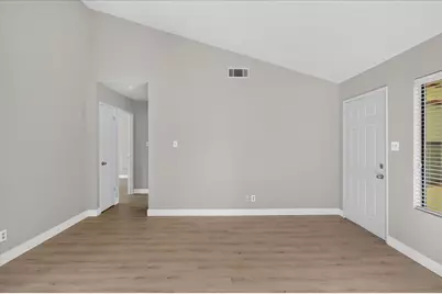 1311 W Century Boulevard #27, Lodi, CA 95242 - Photo 14