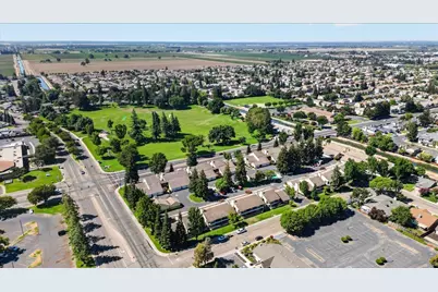 1311 W Century Boulevard #27, Lodi, CA 95242 - Photo 36