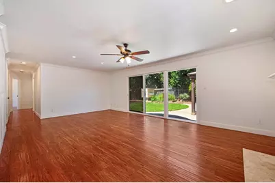 7425 Rollingwood Boulevard, Citrus Heights, CA 95621 - Photo 10