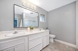 4950 Richwood Ct, Fair Oaks, CA 95628 - Photo 32