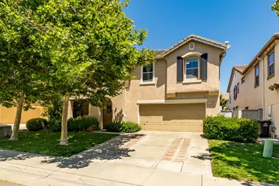 2113 Yarnell Way, Elk Grove, CA 95758 - Photo 2