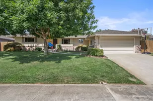 5860 Annrud Way, Sacramento, CA 95822 - Photo 2