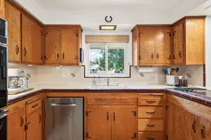 5860 Annrud Way, Sacramento, CA 95822 - Photo 22
