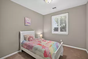 9582 Blue Mountain Way, Sacramento, CA 95829 - Photo 18