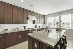 212 W Ramsey Dr, Mountain House, CA 95391 - Photo 14