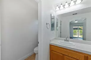 11721 Azalea Garden Way, Rancho Cordova, CA 95742 - Photo 32