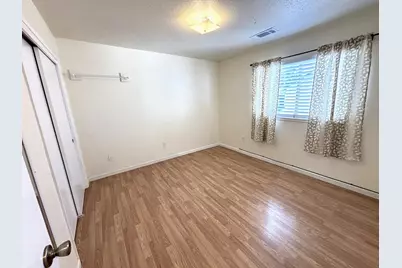 1109 E Orangeburg Ave #13, Modesto, CA 95350 - Photo 20