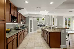 1561 Elsdon Cir, Carmichael, CA 95608 - Photo 26