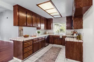 8615 Sandstone Ct, Granite Bay, CA 95746 - Photo 4