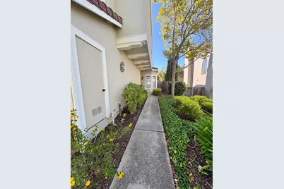 6029 Mount Hamilton Court, Castro Valley, CA 94552 - Photo 2