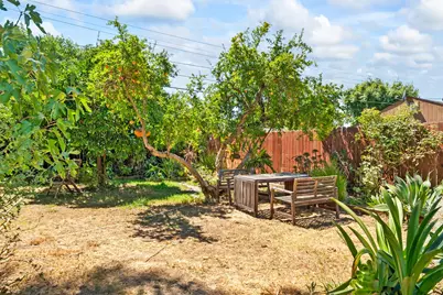 4570 Soledad Avenue, Sacramento, CA 95820 - Photo 44