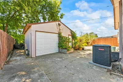 4570 Soledad Avenue, Sacramento, CA 95820 - Photo 40