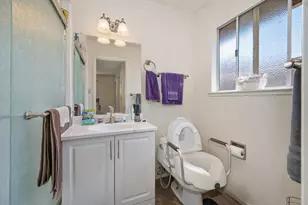 310 Bello Rio Way, Sacramento, CA 95831 - Photo 26