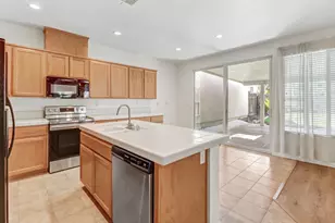 2057 N Bend Dr, Sacramento, CA 95835 - Photo 8