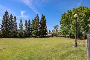 3373 Marina Cove Cir, Elk Grove, CA 95758 - Photo 54