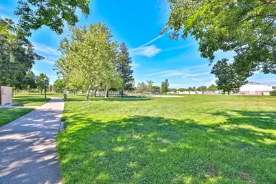 3373 Marina Cove Circle, Elk Grove, CA 95758 - Photo 72