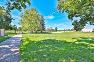 3373 Marina Cove Cir, Elk Grove, CA 95758 - Photo 72
