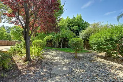 813 Columbia Drive, Sacramento, CA 95864 - Photo 40