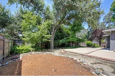 813 Columbia Drive, Sacramento, CA 95864 - Photo 46