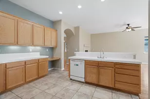 10947 Cliffside Dr, Stockton, CA 95209 - Photo 14