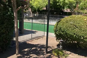 5054 N Forkner Ave, Fresno, CA 93711 - Photo 4