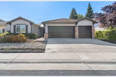 9760 Onyx Park Place, Elk Grove, CA 95624 - Photo 4
