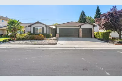 9760 Onyx Park Place, Elk Grove, CA 95624 - Photo 2