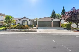 9760 Onyx Park Pl, Elk Grove, CA 95624 - Photo 2