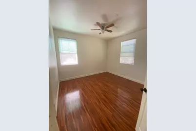 8885 Brecon Way, Elk Grove, CA 95624 - Photo 16
