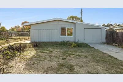 3903 Hogue Avenue, Stockton, CA 95204 - Photo 2