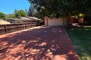2303 Moreing Rd, Stockton, CA 95204 - Photo 24